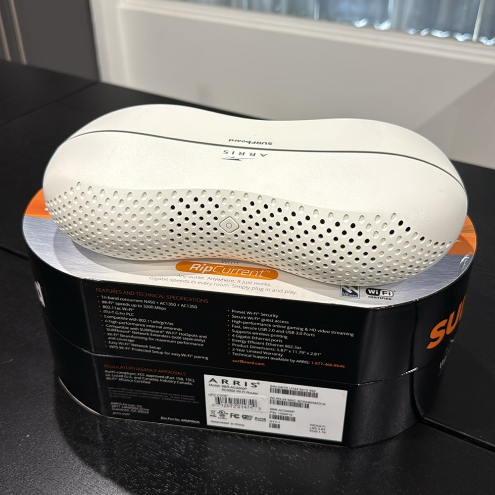 ARRIS Surfboard Ac3200 Wi-Fi Router with RipCurrent Using G.hn (SBR-AC3200P) - Picture 6 of 8